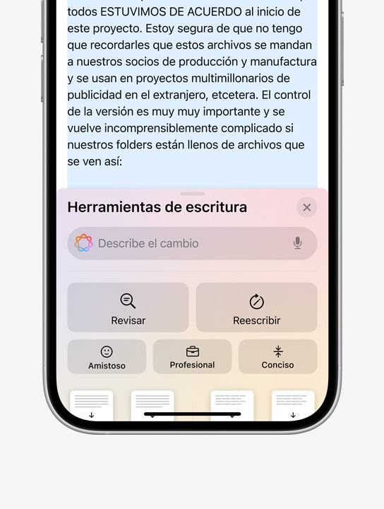 iPhone 16 Pro con la interfaz de las Herramientas de Escritura de Apple Intelligence.