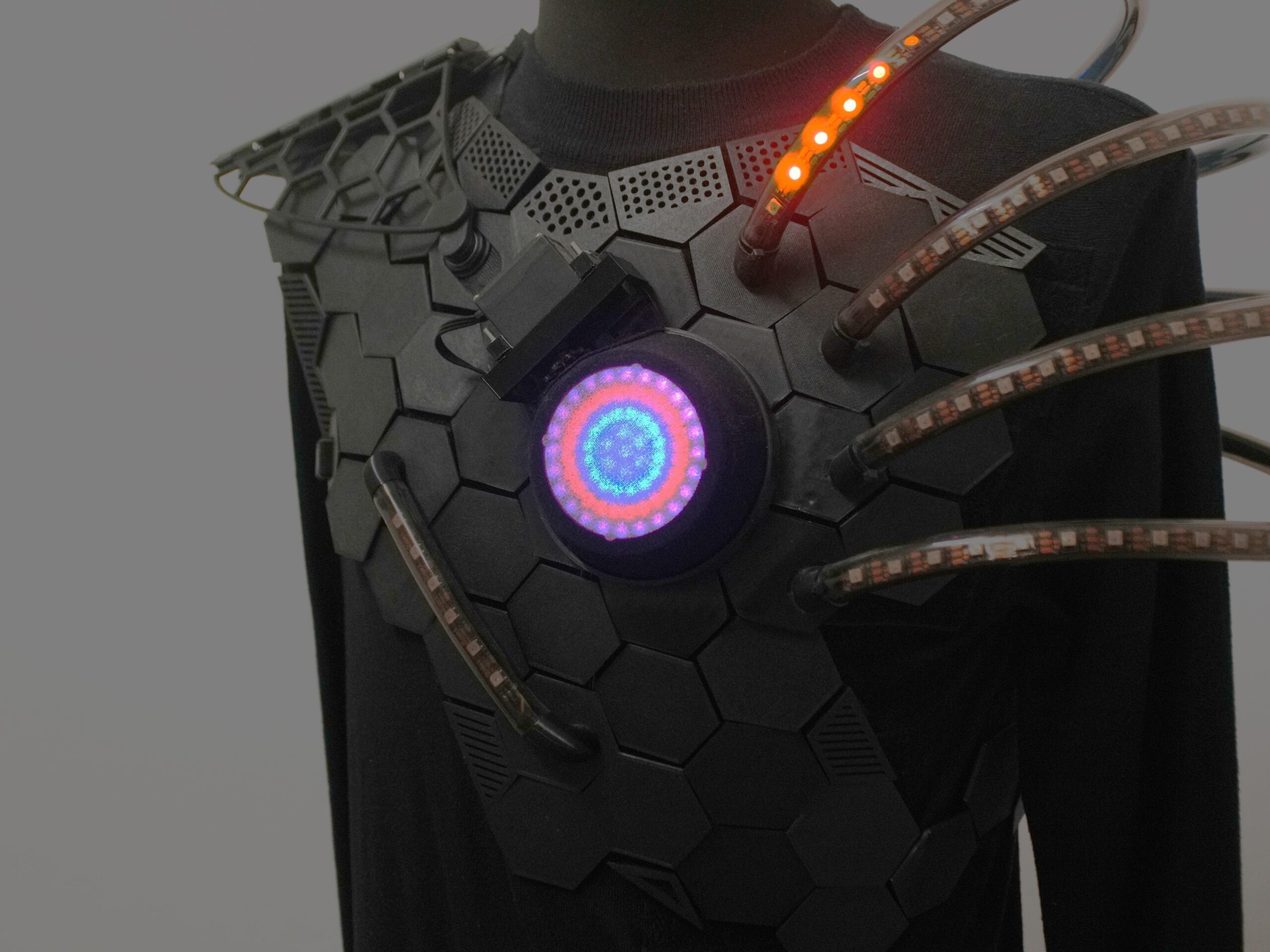 VIGOR fuses fashion and technology in an avant-garde wearable